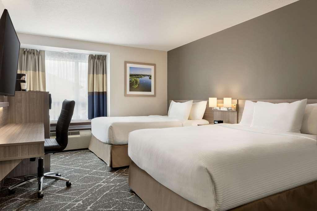 Microtel Inn & Suites By Wyndham Kanata Ottawa West Habitación foto